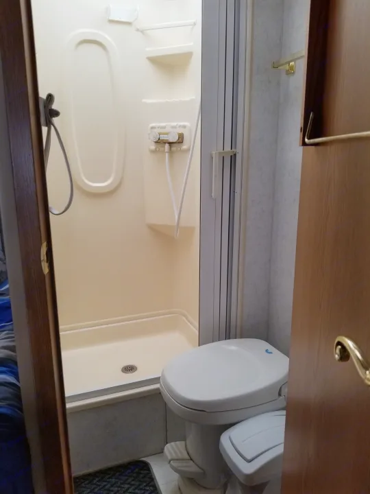 Shower & Toilet Area. Winnebego Mighty Minnie Winnie 2003