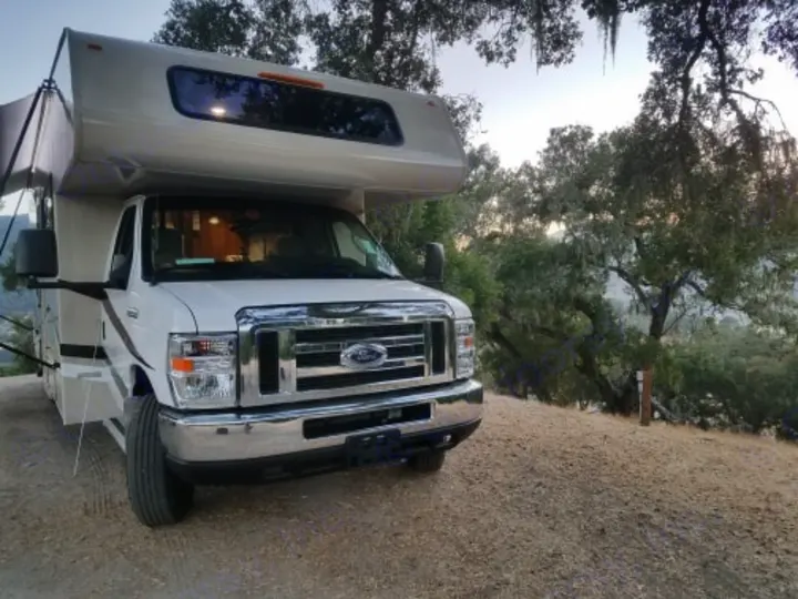 Coachmen Leprechaun 2018