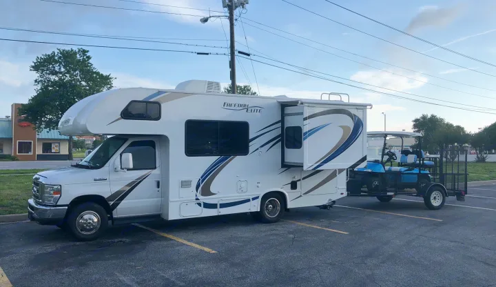 Thor Motor Coach Freedom Elite 2018