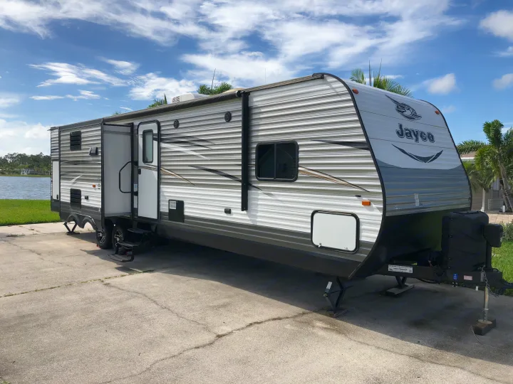 33RBTS. Jayco Jay Flight 2016