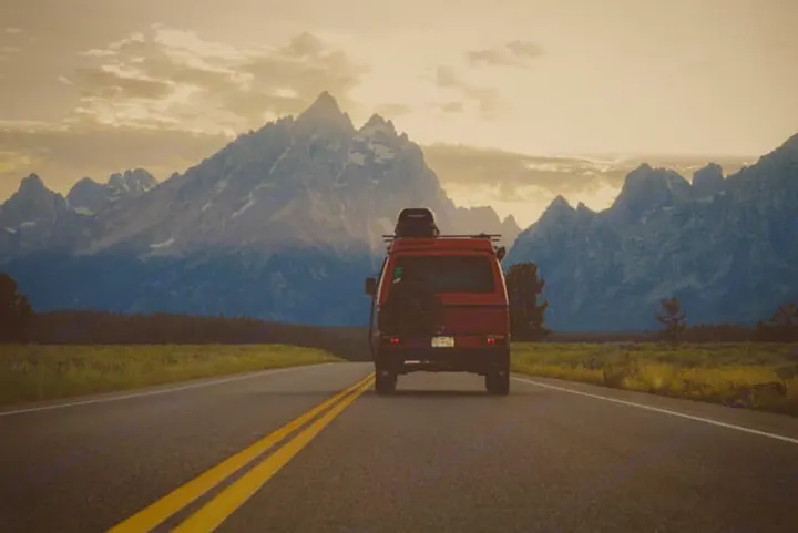 Grand Tetons. Volkswagen Vanagon 1984