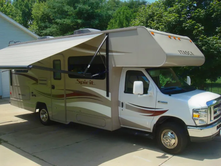 The awning automatically goes out and retracts at the push of a button.. Winnebago Other 2014
