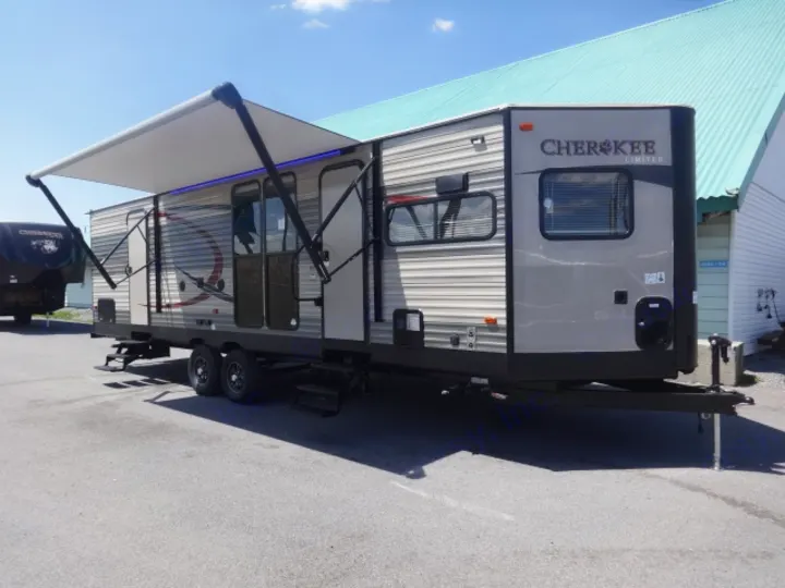 Forest River Cherokee 2017