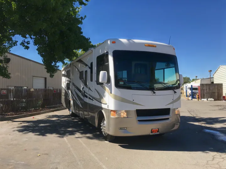2011 Thor Motor Coach Hurricane 34b. ThorMotorCoach Hurricane 2011