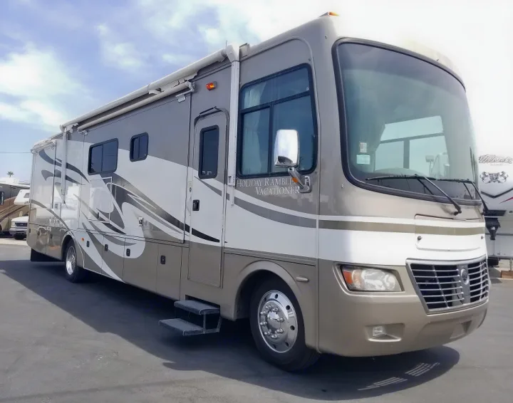 Holiday Rambler Vacationer 2011