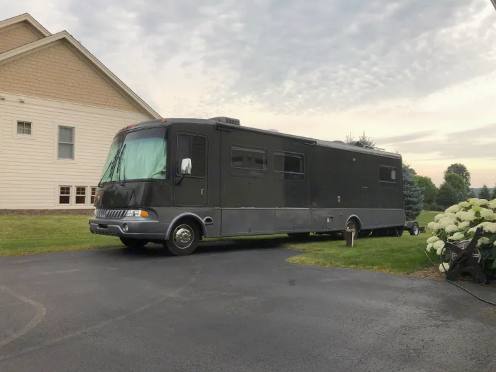 Rexhall Rexair 35' 2000