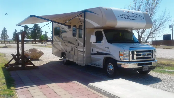 Coachmen Leprechaun 2014