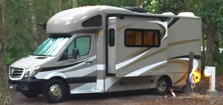 Thor Motor Coach Citation 2016
