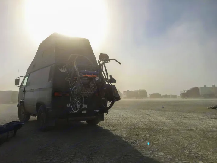 Double Bike Rack and Room for more, ready for all conditions. Volkswagen Transporter Campervan 1991