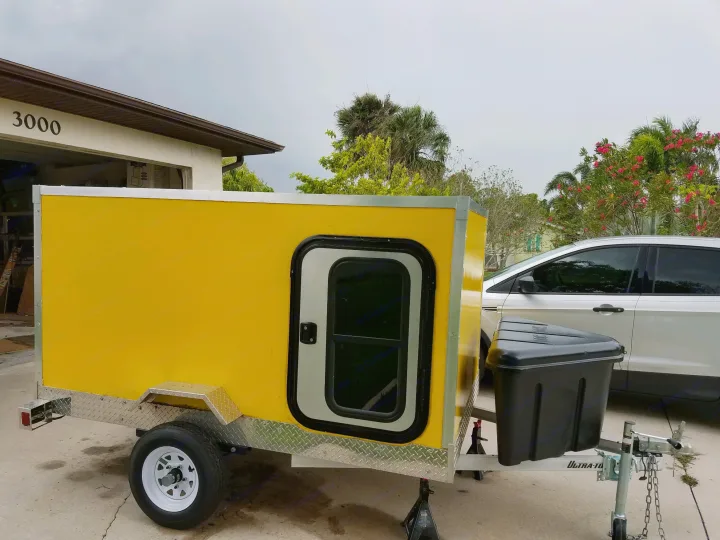 Mini Camper 5x8 w/Air 2017