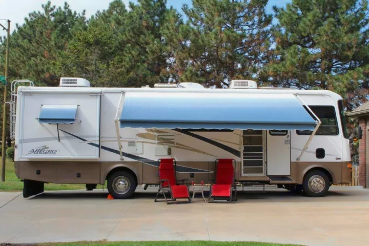 Tiffin Motorhomes Allegro 2003
