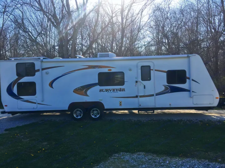 Forest River Surveyor 2011