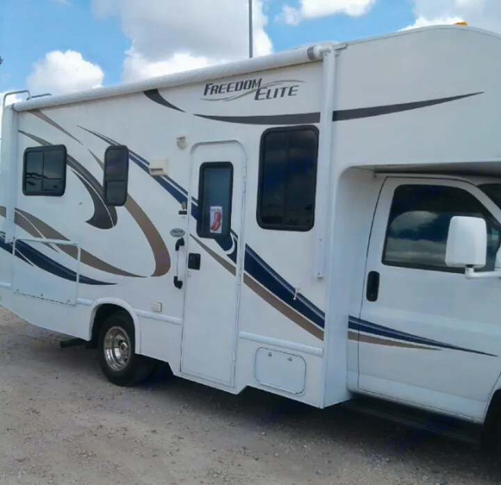 Thor Motor Coach Freedom Elite 2014