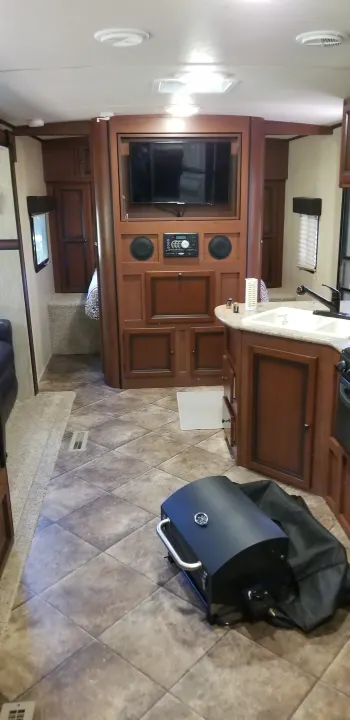 Palomino Solaire Ultra Lite 2014