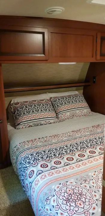 Palomino Solaire Ultra Lite 2014