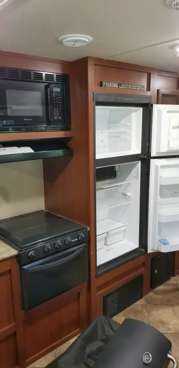 Palomino Solaire Ultra Lite 2014