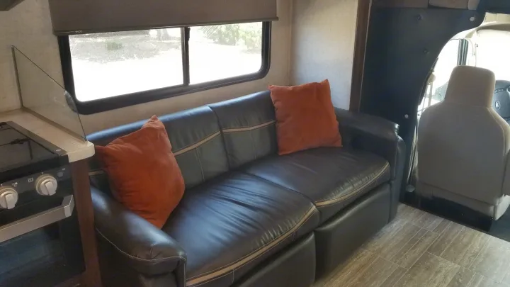 Forest River Sunseeker 2018