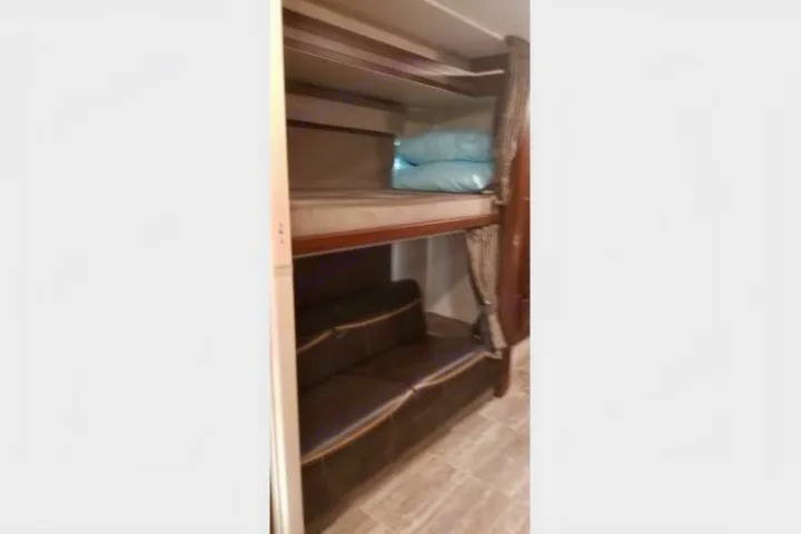 Forest River Sunseeker 2018