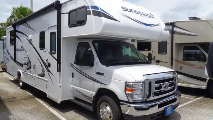 Forest River Sunseeker 2020