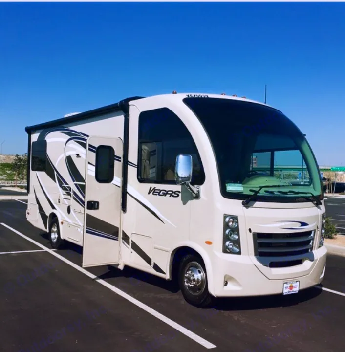 Thor Motor Coach Vegas 2015