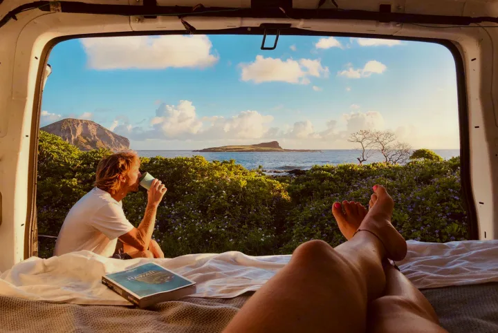 Amazing Morning View from @dim_nath and @leandro.deldime . Gmc Savana 2005
