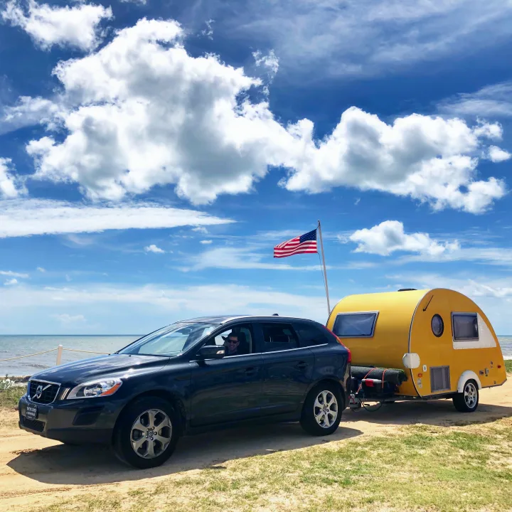 Easy to tow and fits into small camping spaces when needed! . T@B Dutchmen 2008