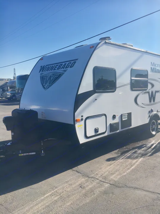 Winnebago Micro Minnie 2018