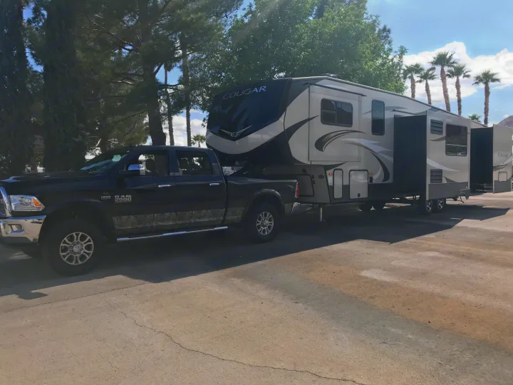 beautiful coach with 4 slideout rooms. Other Cougar367fls 2018