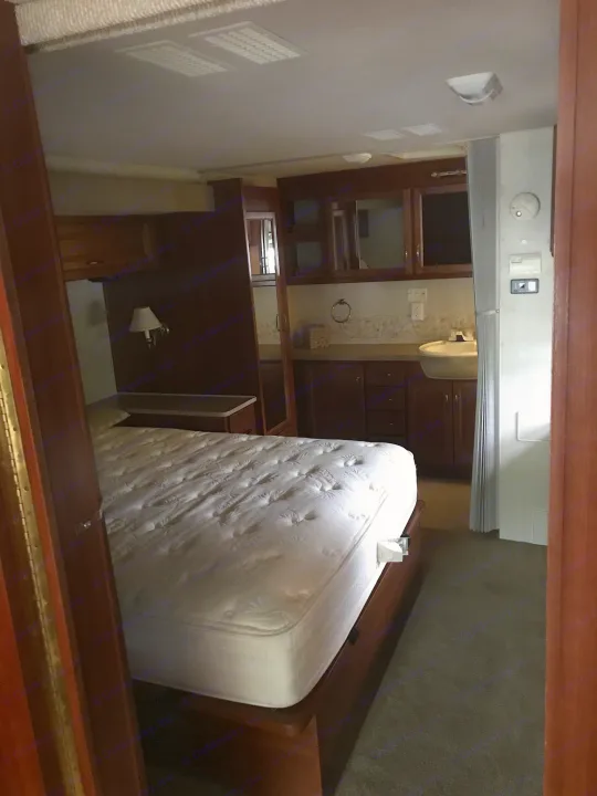 Fleetwood Bounder 2005
