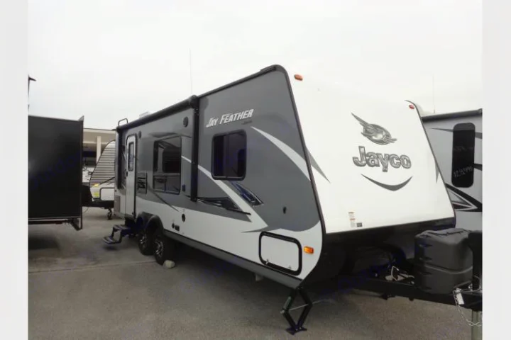 Jayco Jay Feather 2016