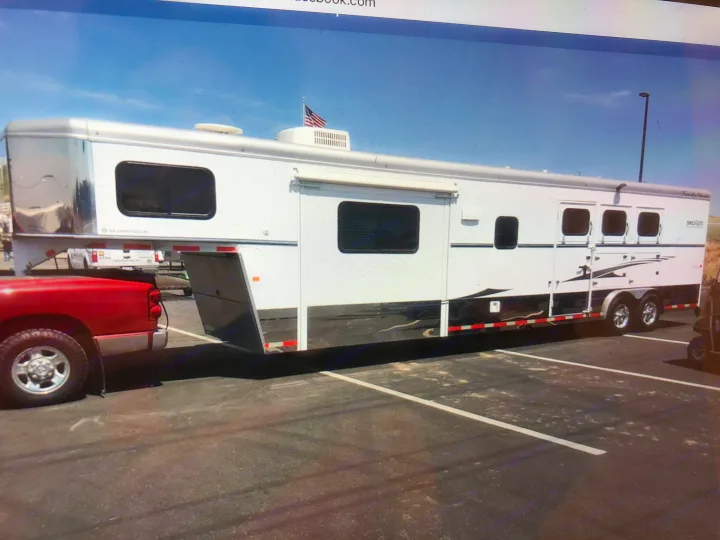 Sharp looking 3 horse slant/LQ. Trails West 3 horse slant/LQ 2013