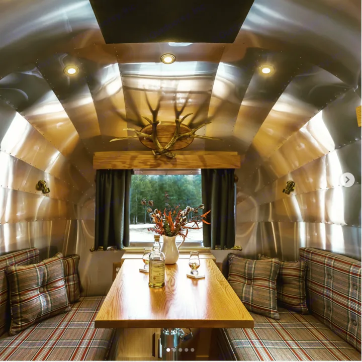 Bedroom, Comfortable Tweed seats and telescopic table. Airstream Excella 1981