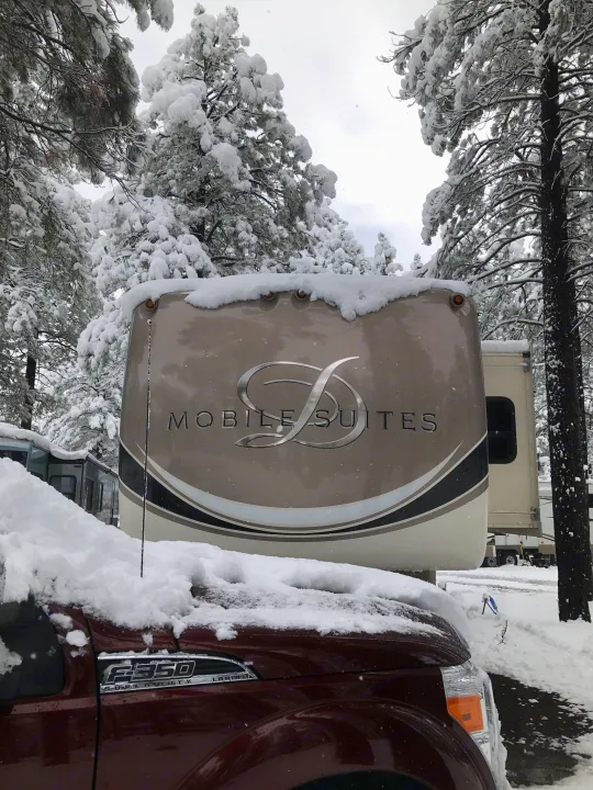 DRV Mobile Suites 2016
