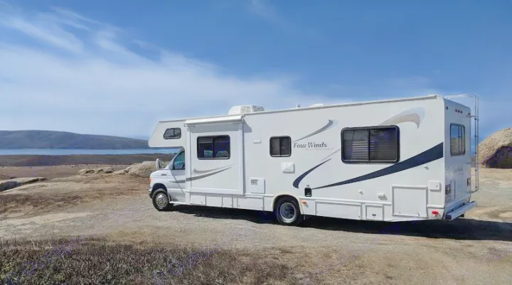 Four Winds 5000 29A 2006