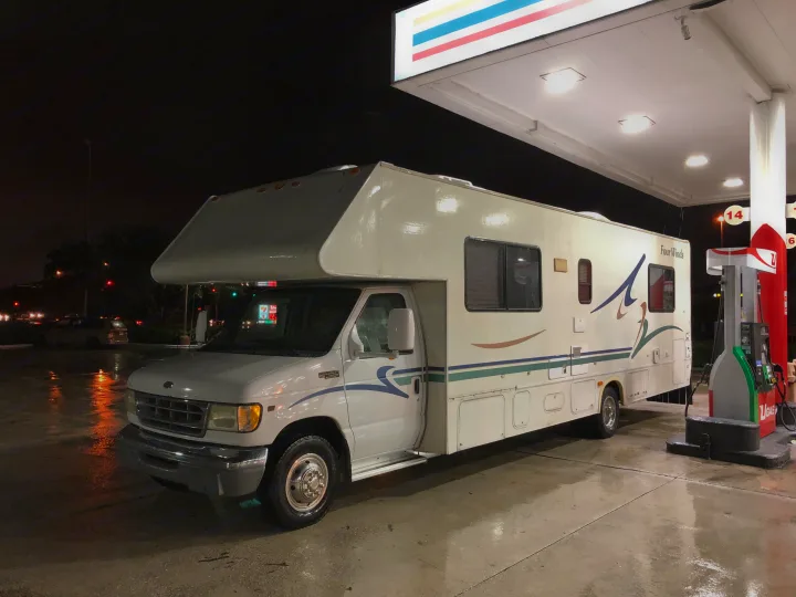 Ford E450 2001