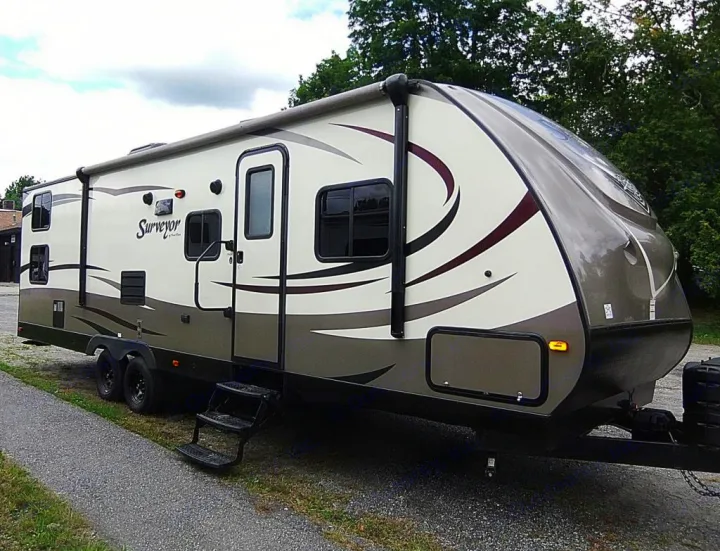 Forest River Surveyor 2017