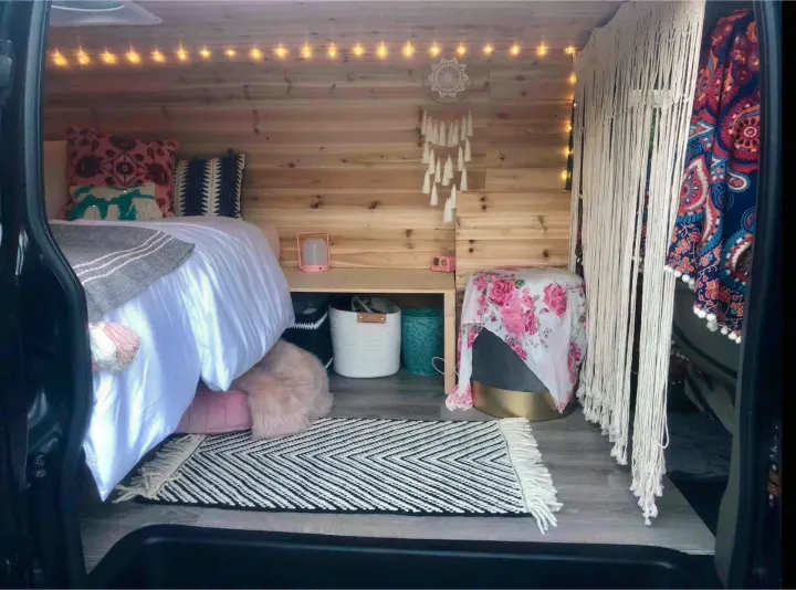 New Cedar wood panel walls and Gray wood floors! Smells like the beautiful fresh cedar.. Chevrolet Express 1500 2004