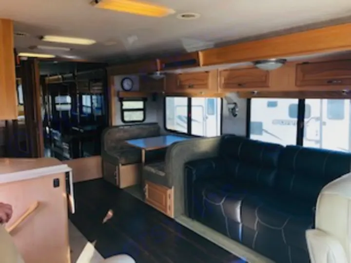 Dolphin LX 2005