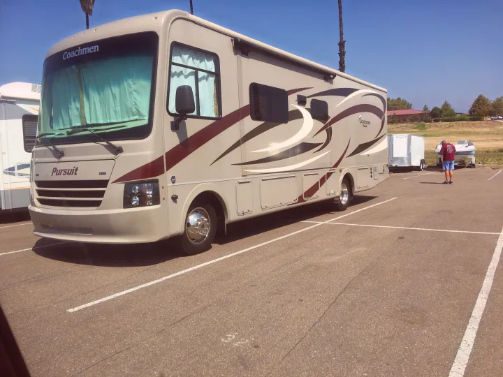 Coachmen Pursuit 2016