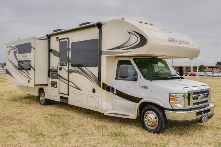 Exterior. Jayco Greyhawk 2016