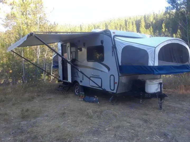 Coachmen Apex 2016