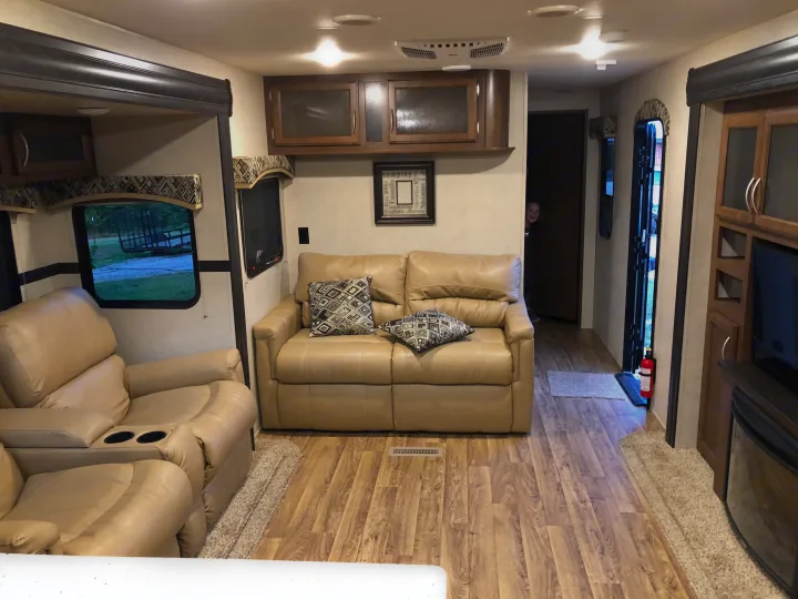 Venture Rv Sporttrek 2018