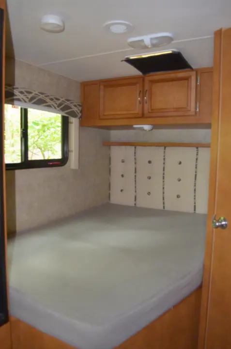 Winnebago Minnie Winnie 22R 2016