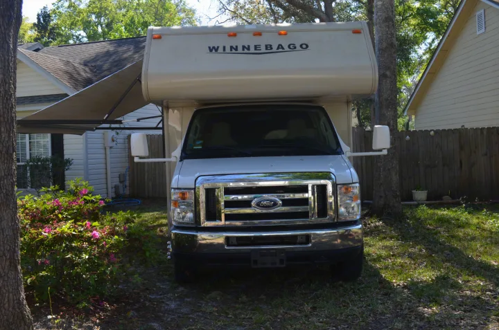Winnebago Minnie Winnie 22R 2016