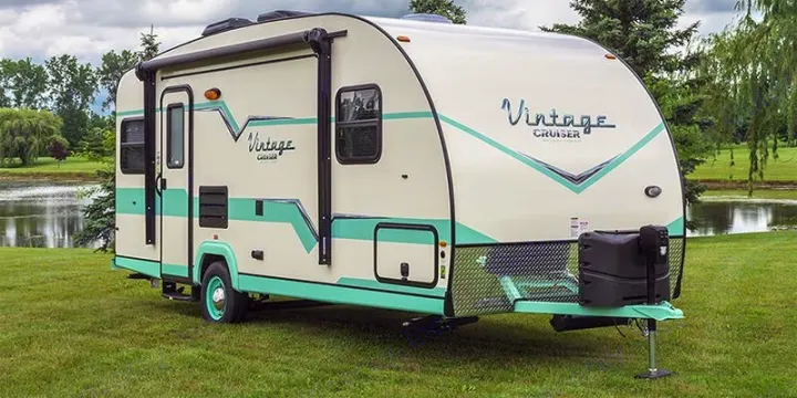 Gulf Stream Vista Cruiser 2018