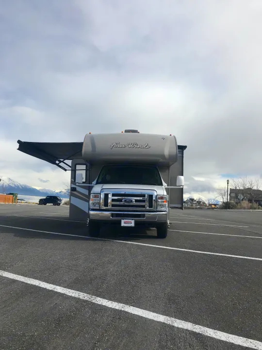 Thor Motor Coach Four Winds 2016