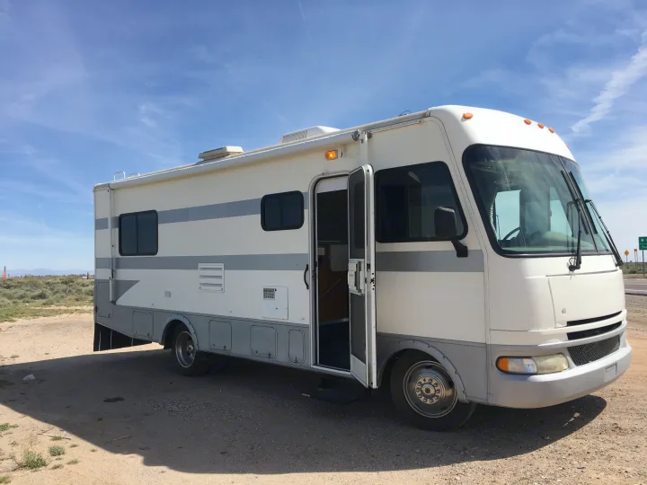 This is Luna, our fun time RV. Fleetwood Terra 2005