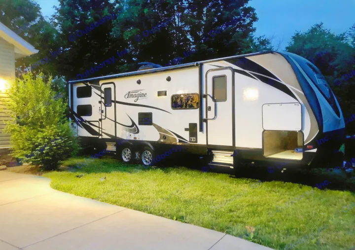 Welcoming exterior of our happy camper. . Grand Design Imagine 2800BH 2018