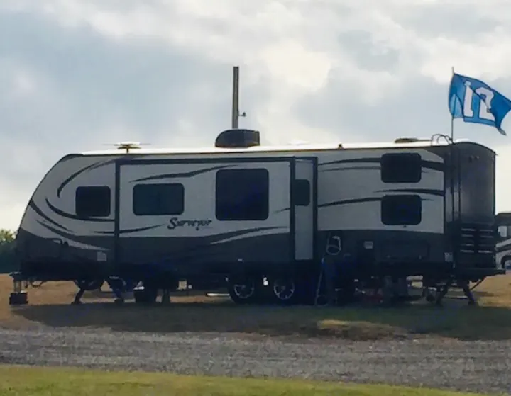 Passenger/superslide side. Forest River Surveyor 2015