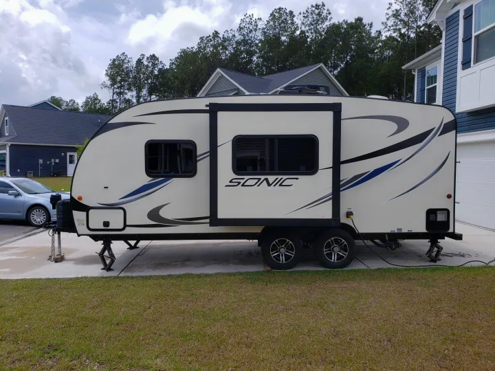 Venture Rv Sonic 2017